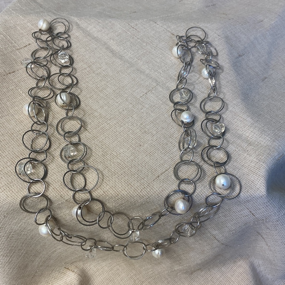 Baroque Freshwater Cultured Pearl Necklace set in silver tone w/ beaded accents